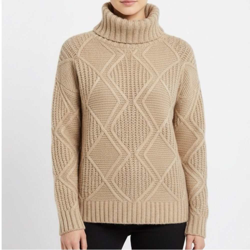 Caslon Chunky Cable Knit Turtleneck Sweater Tan / Gold M